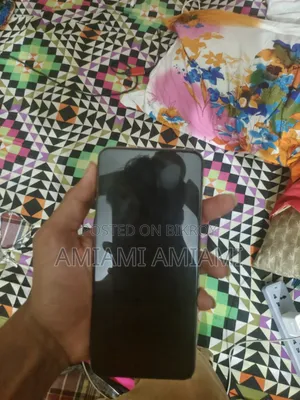 ভিভো ওয়াই২৮ ১২৮ জিবি গোল্ড