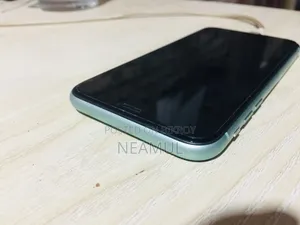 Apple iPhone 11 128 GB Green