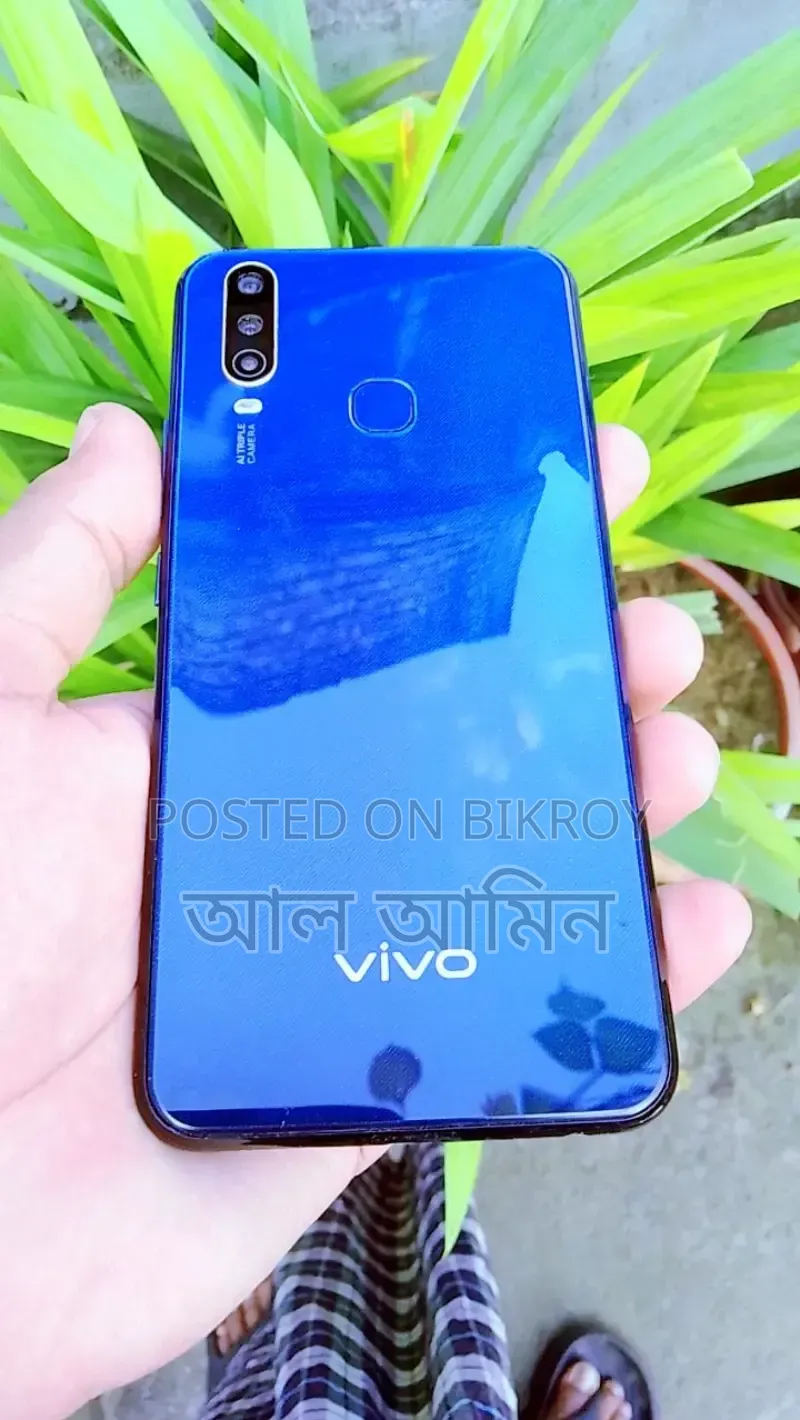 Vivo Y17 128 GB Blue
