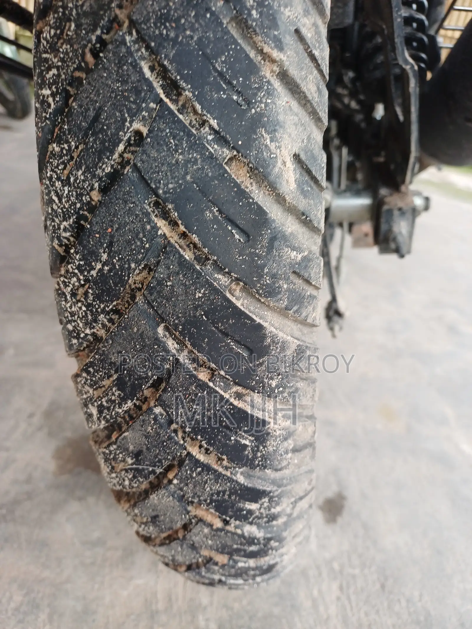 Bajaj Pulsar 150 2025 Red