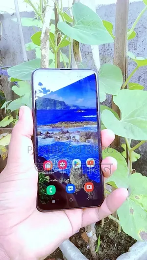Samsung A10 32 GB Black