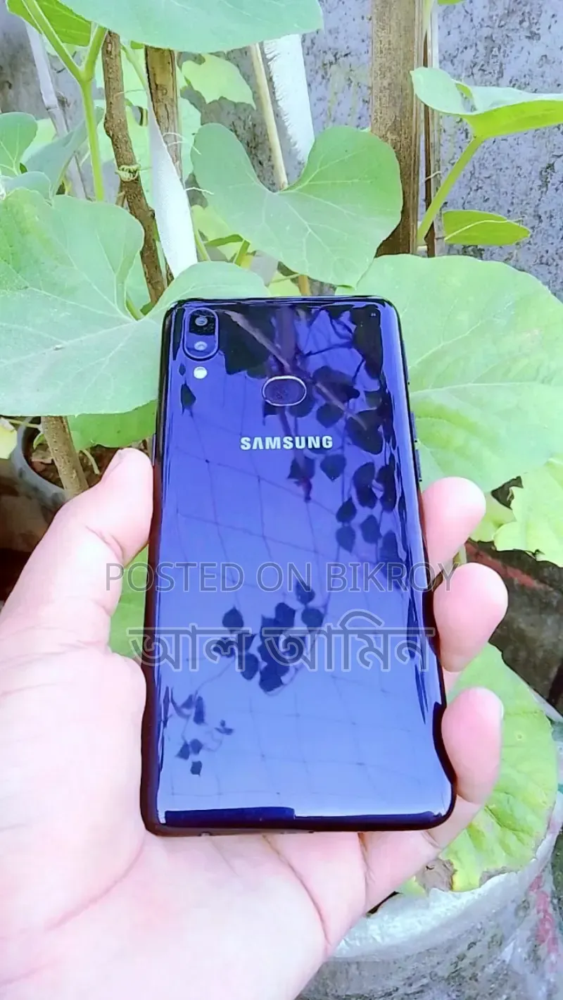 Samsung A10 32 GB Black