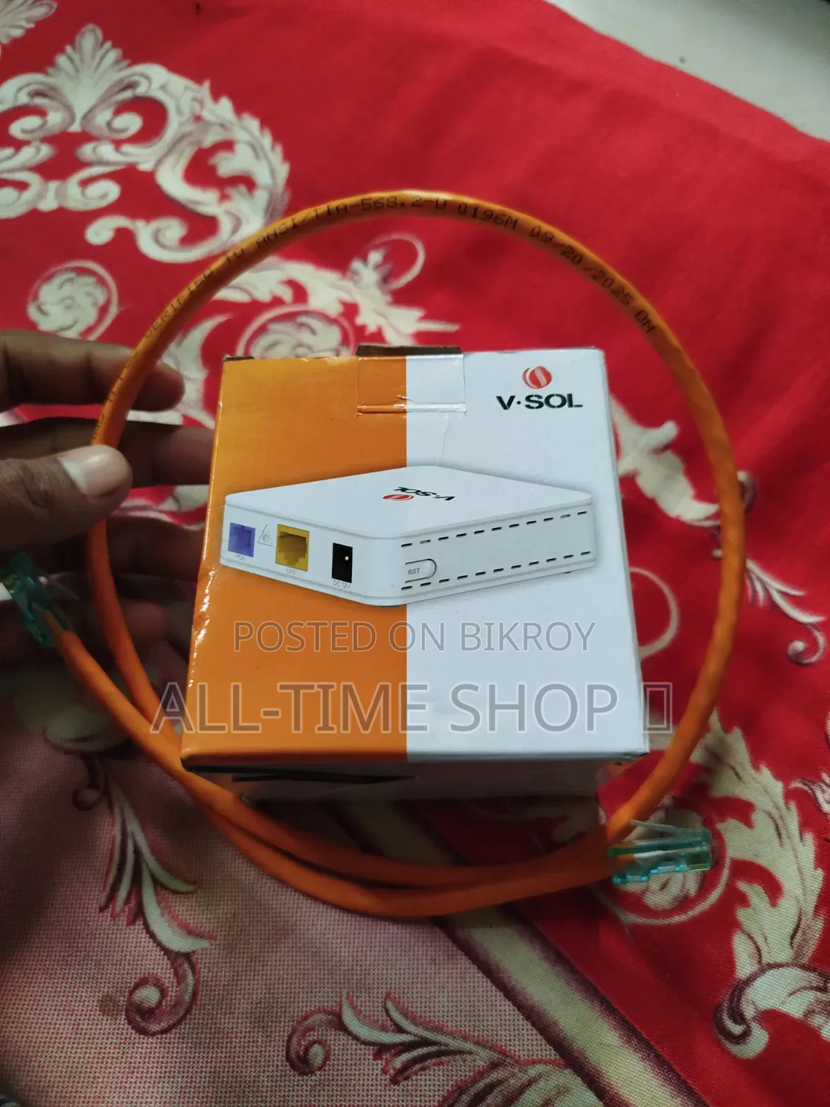 ভি.সল ওনু কানেক্টর কেবলের সাথে