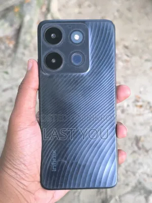 ইনফিনিক্স স্মার্ট ৭ ৬৪ জিবি ব্ল্যাক