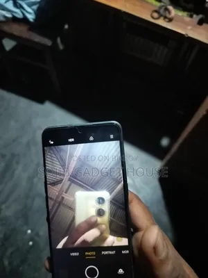 Oppo F15 256 GB