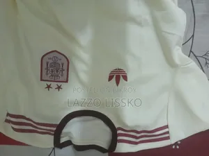 ৪ টি জার্সি মাত্র সাইজ এল সাথে ফ্রি ইরান জার্সি