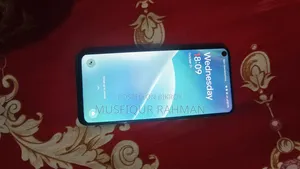 Vivo V50 128 GB