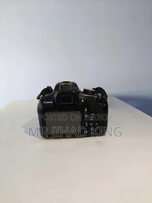 Canon 1200D for Sell Everything Is Available but Memory Not Available