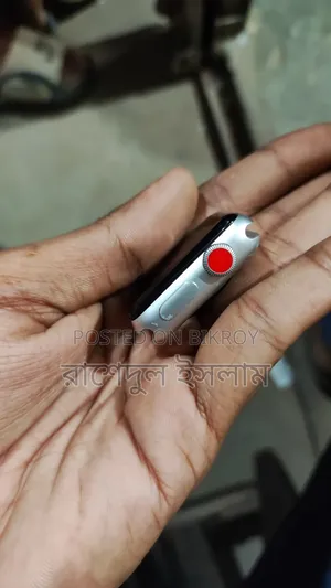 Apple Watch Series 3 38mm (Battery Dead)