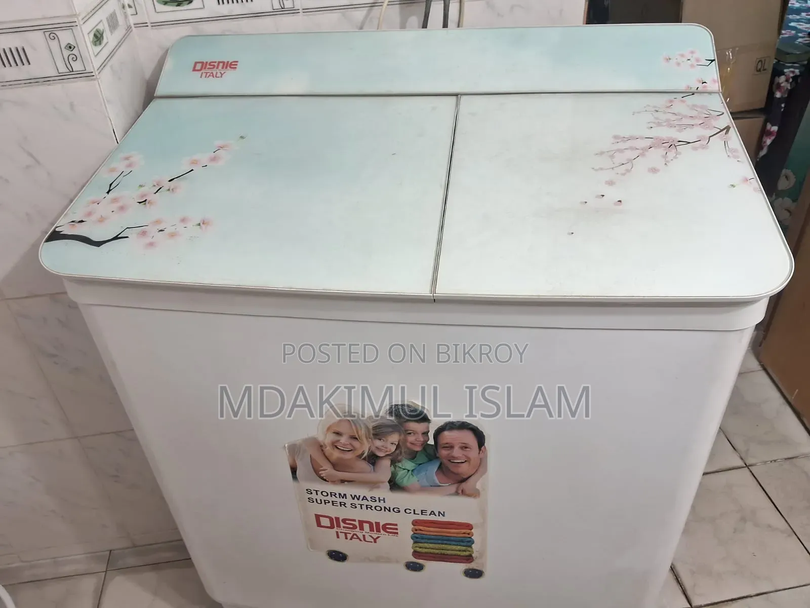 Washing machine for sale.