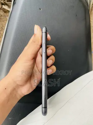 Apple iPhone 11 64 GB Black