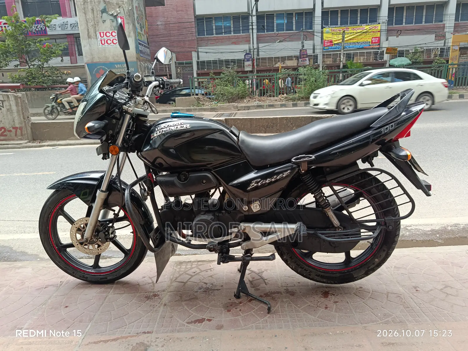 Runner Bullet 100 2016 Black