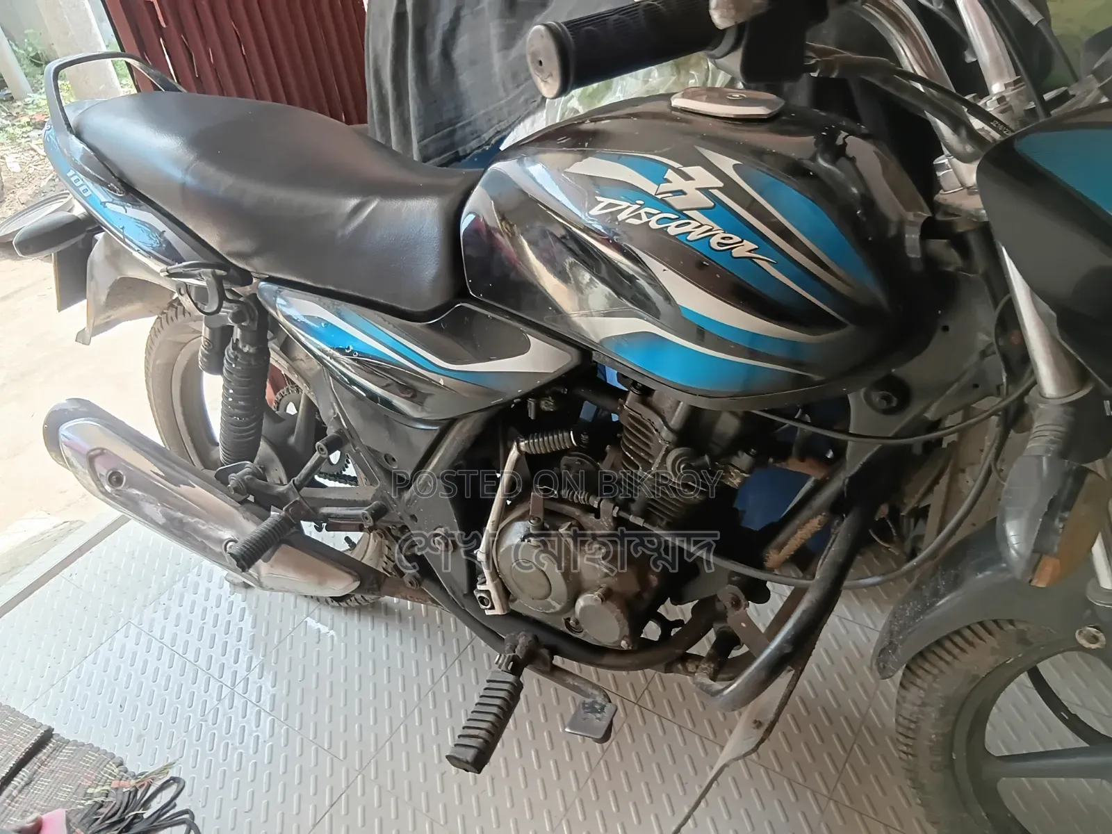 Bajaj Discover 100 2015 Black