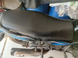 Bajaj Discover 100 2015 Black