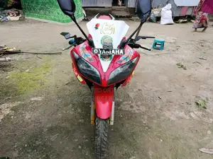 Yamaha R15 V3 2014 Red