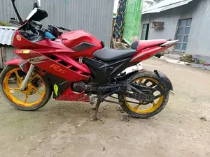 Yamaha R15 V3 2014 Red