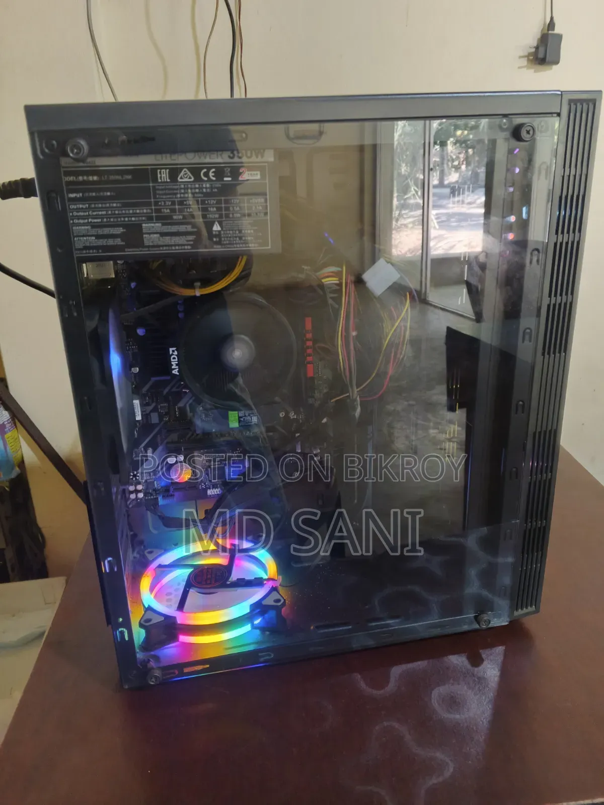 Desktop Computer Gigabyte 8GB AMD Ryzen 5 SSD 256GB