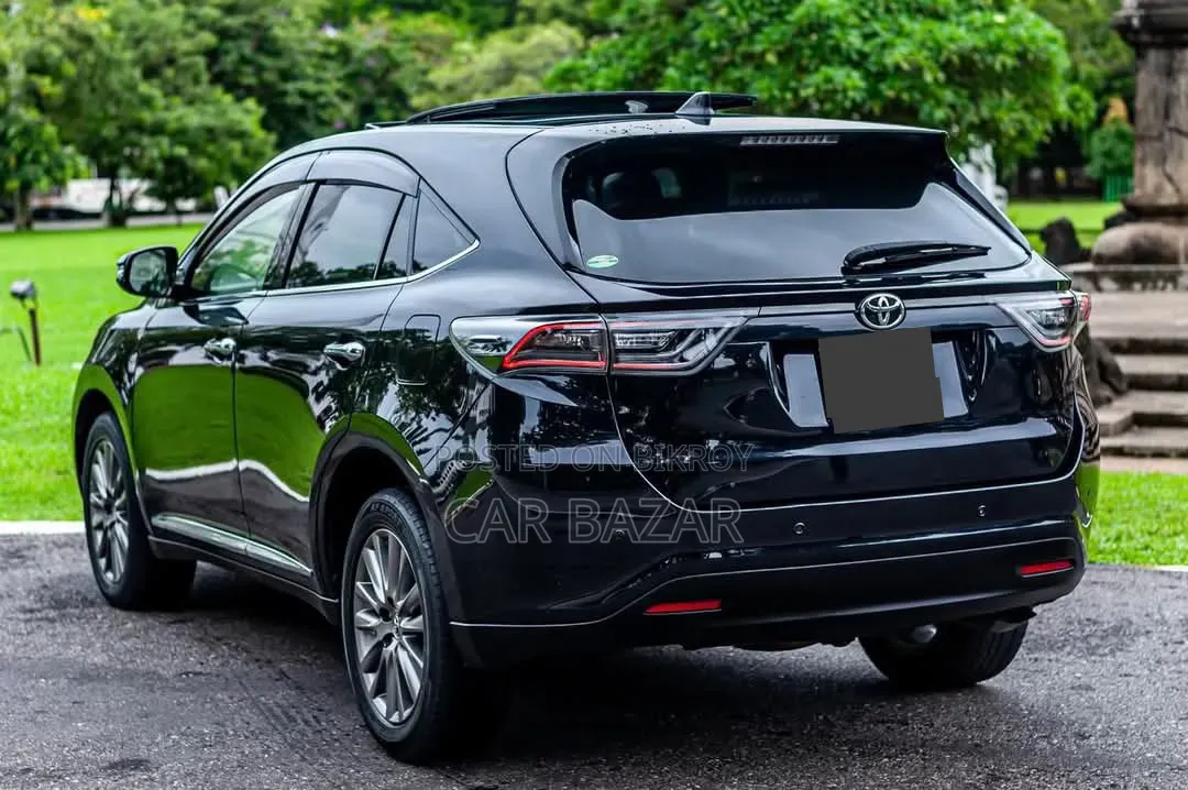 Toyota Harrier 2.0 2014 Black