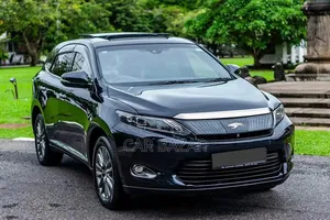 Toyota Harrier 2.0 2014 Black