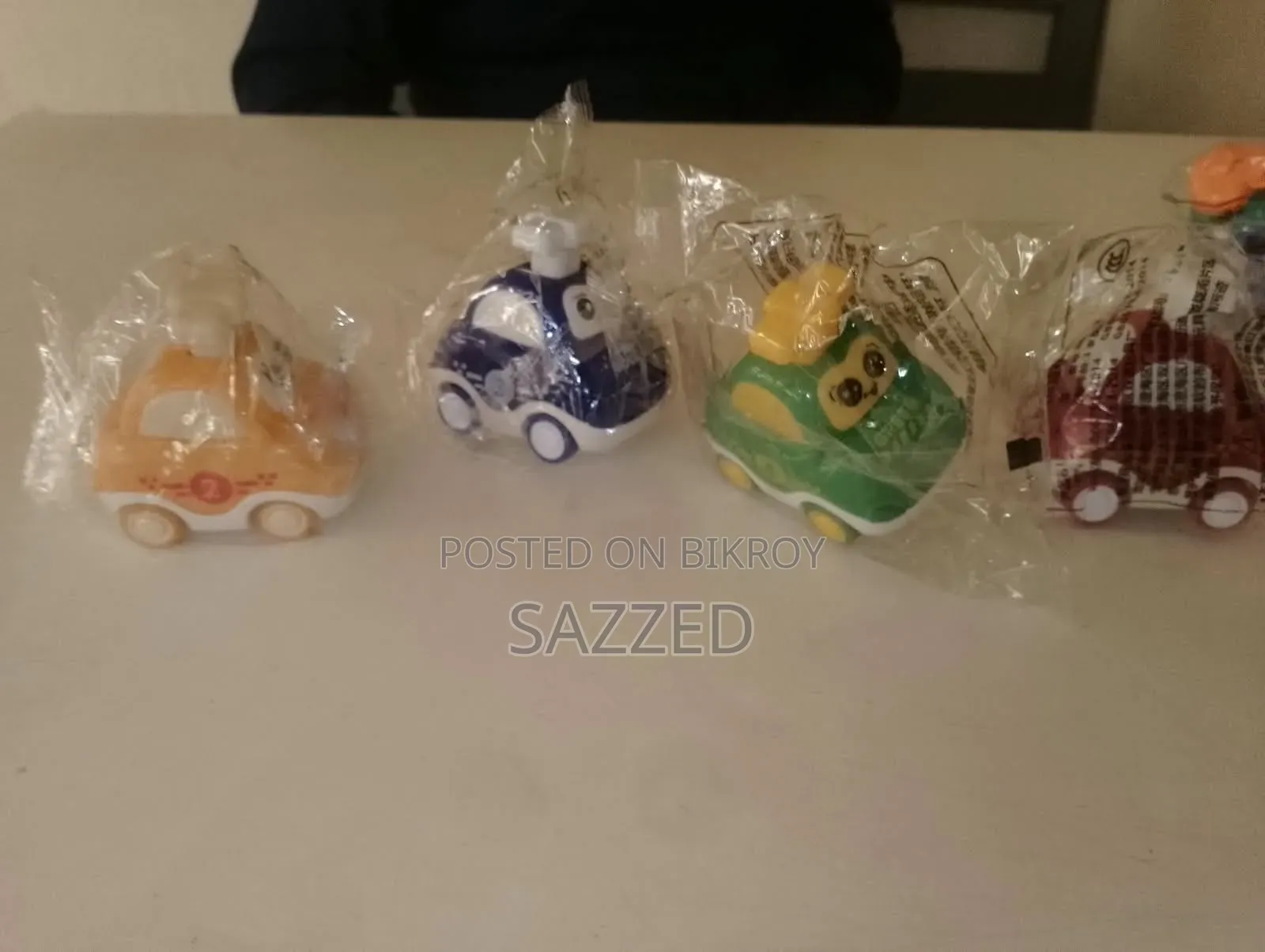Mini Cartoon Vehicle Toy