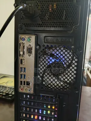 Desktop Computer Gigabyte 8GB AMD Ryzen 5 SSD 256GB