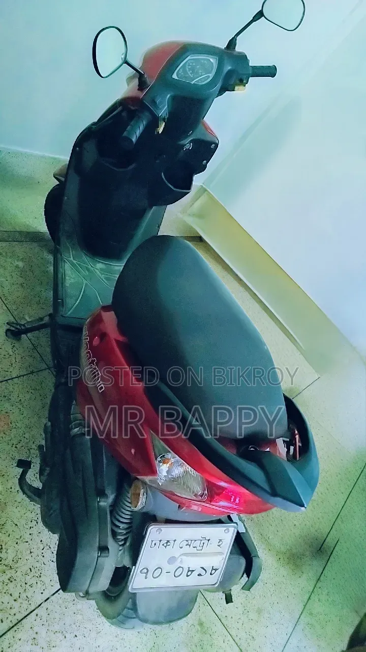 রানার স্কুটি-১১০ ২০২৩ লাল
