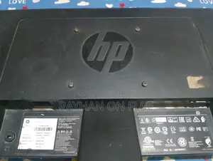 HP 19 Inch Monitor - Power Issue - For Parts / Repair