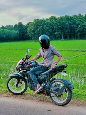 সুজুকি জিক্সার ২০১৯ কালো