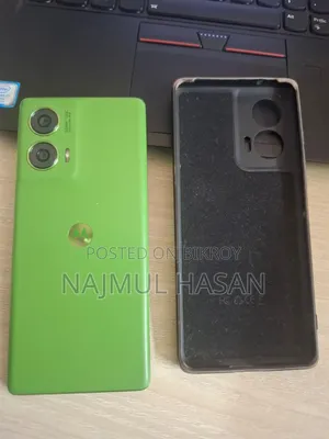 মোটর চলা এজ ৫০ ফিউশন ২৫৬ জিবি গ্রিন