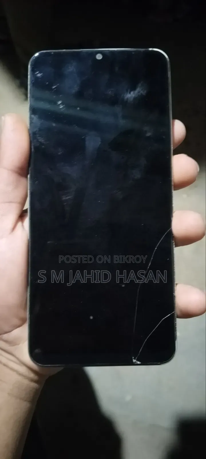 রিয়েলমি সি৬১ ১২৮ জিবি সাদা