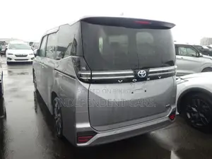 Toyota Voxy Hybrid S-Z 2WD 7-Seater 2022 Gray