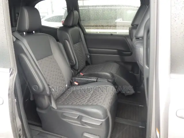 Toyota Voxy Hybrid S-Z 2WD 7-Seater 2022 Gray