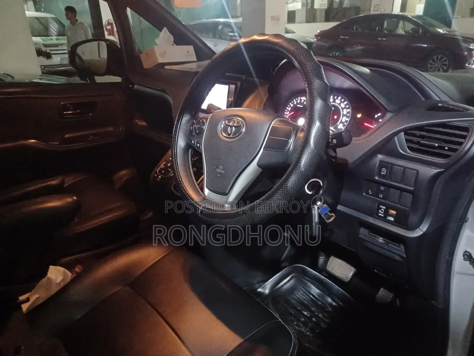 Toyota Noah 2.0 AWD (7 Seater) 2021 Black