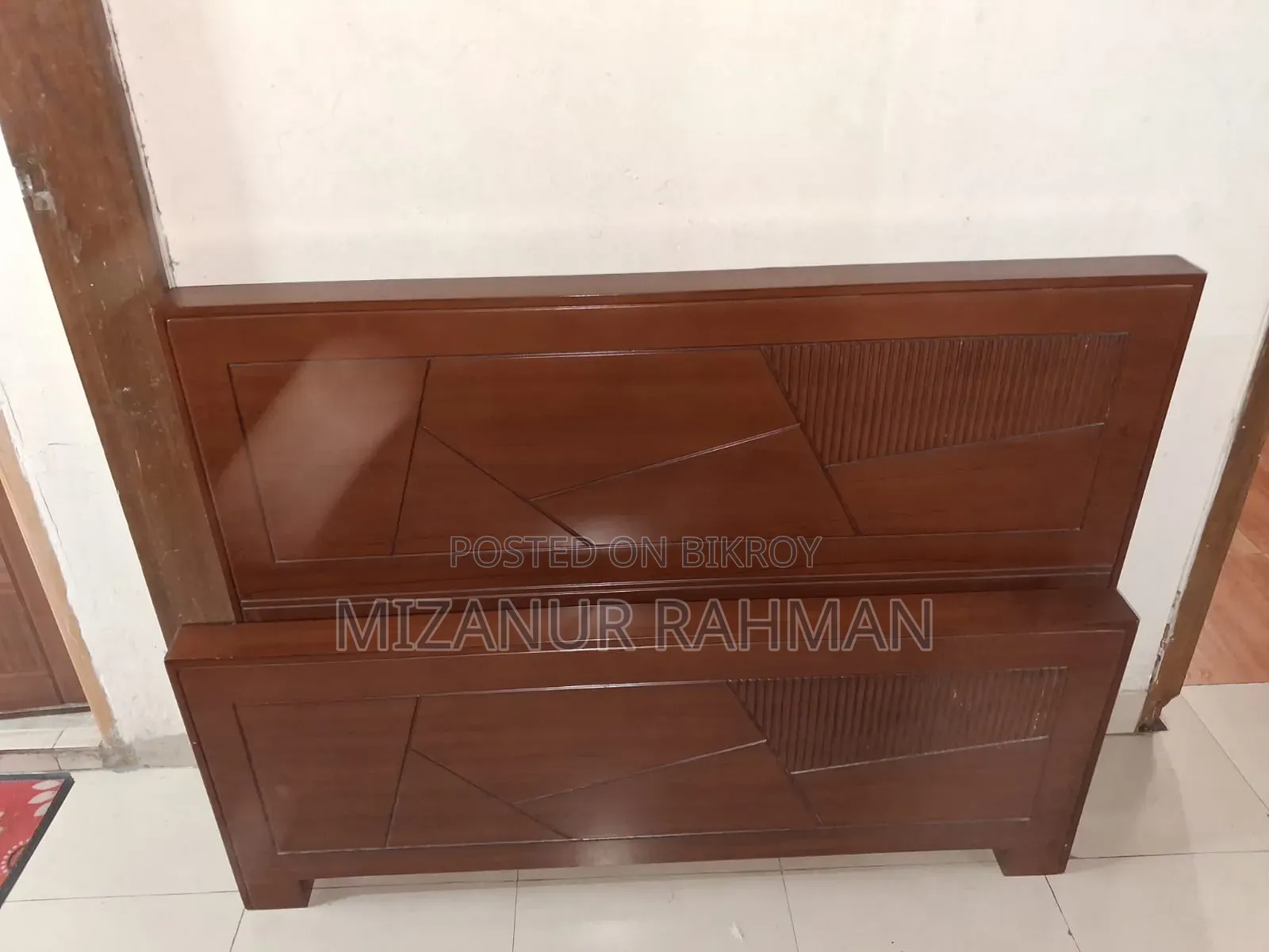 Semi Double Bed