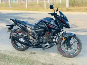 হোন্ডা এক্স-ব্লেড ১৬০ ২০২০ ব্ল্যাক