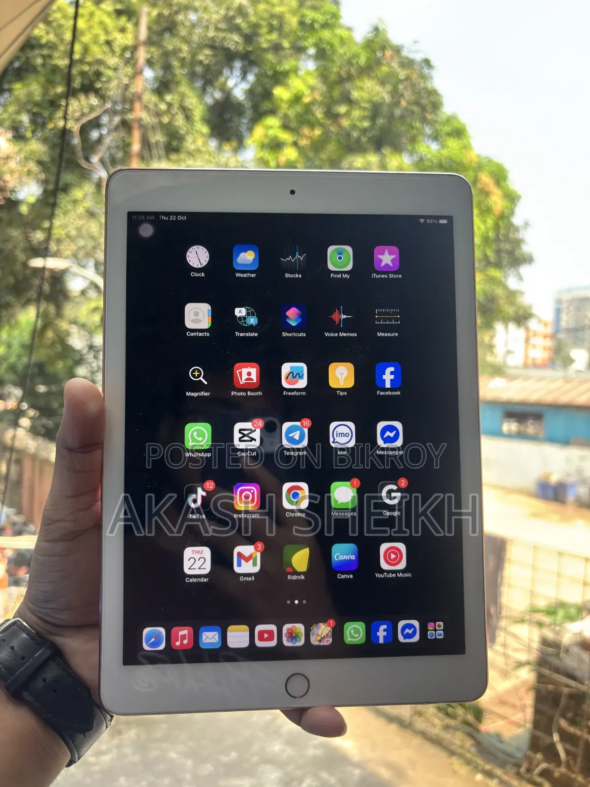 Apple iPad 9.7 128 GB Gold