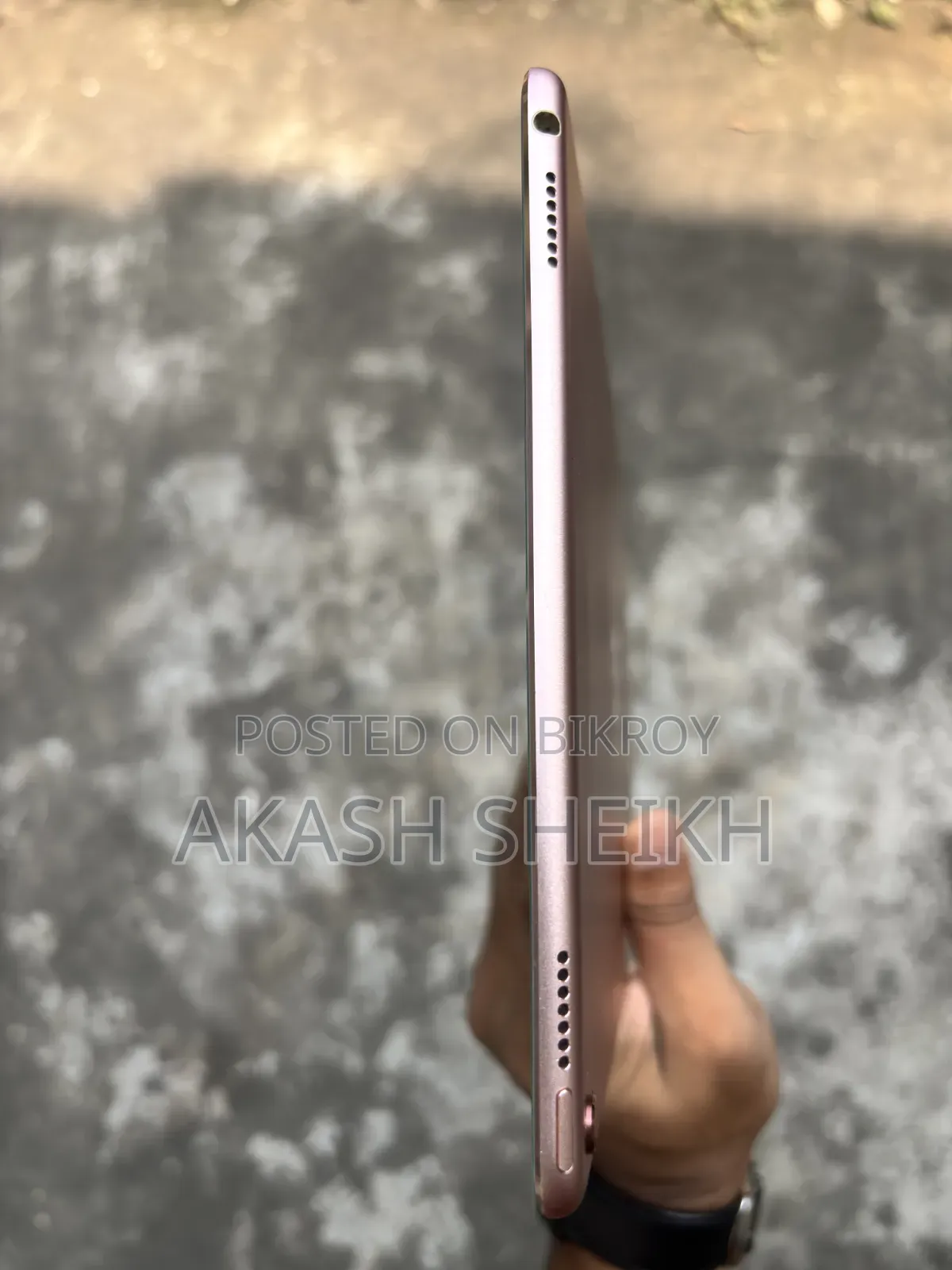 Apple iPad 9.7 128 GB Gold