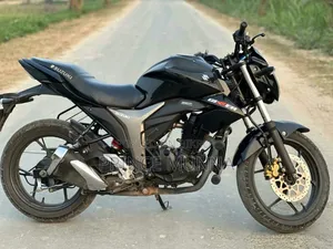 Suzuki Gixxer Monotone 2024 | Fresh Condition | Digital Number Plate