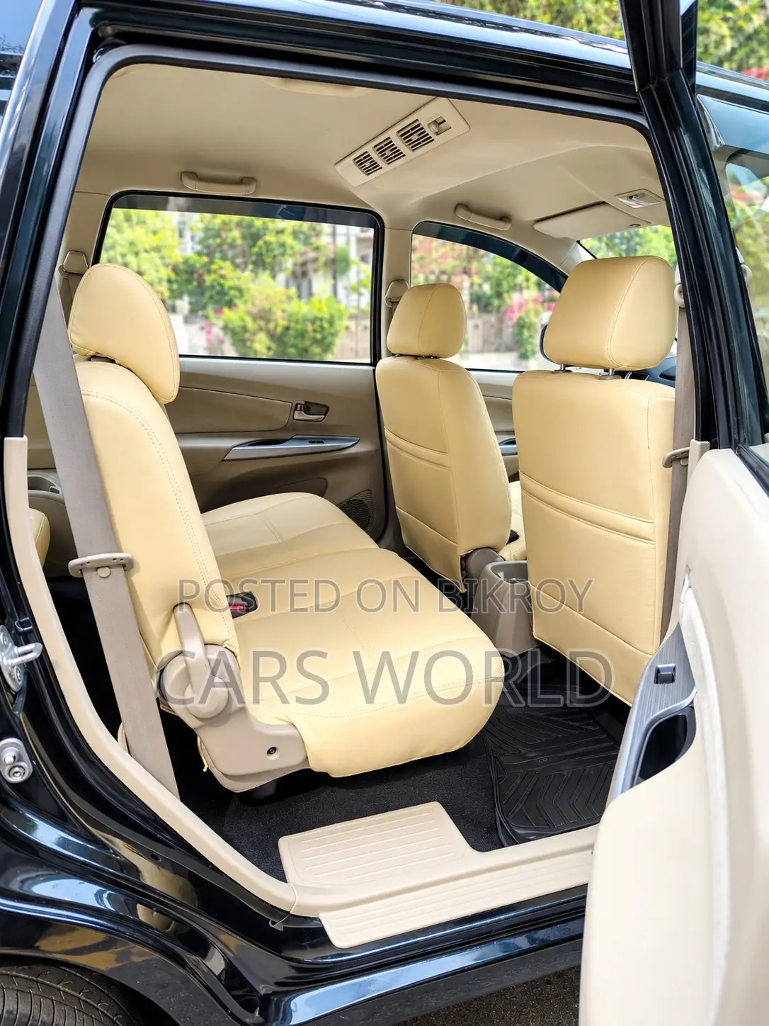 Toyota Avanza 2014 Black