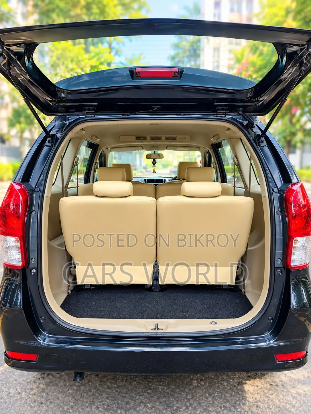 Toyota Avanza 2014 Black