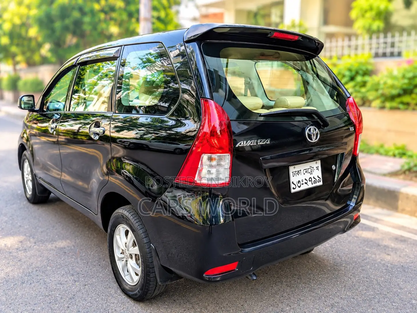 Toyota Avanza 2014 Black