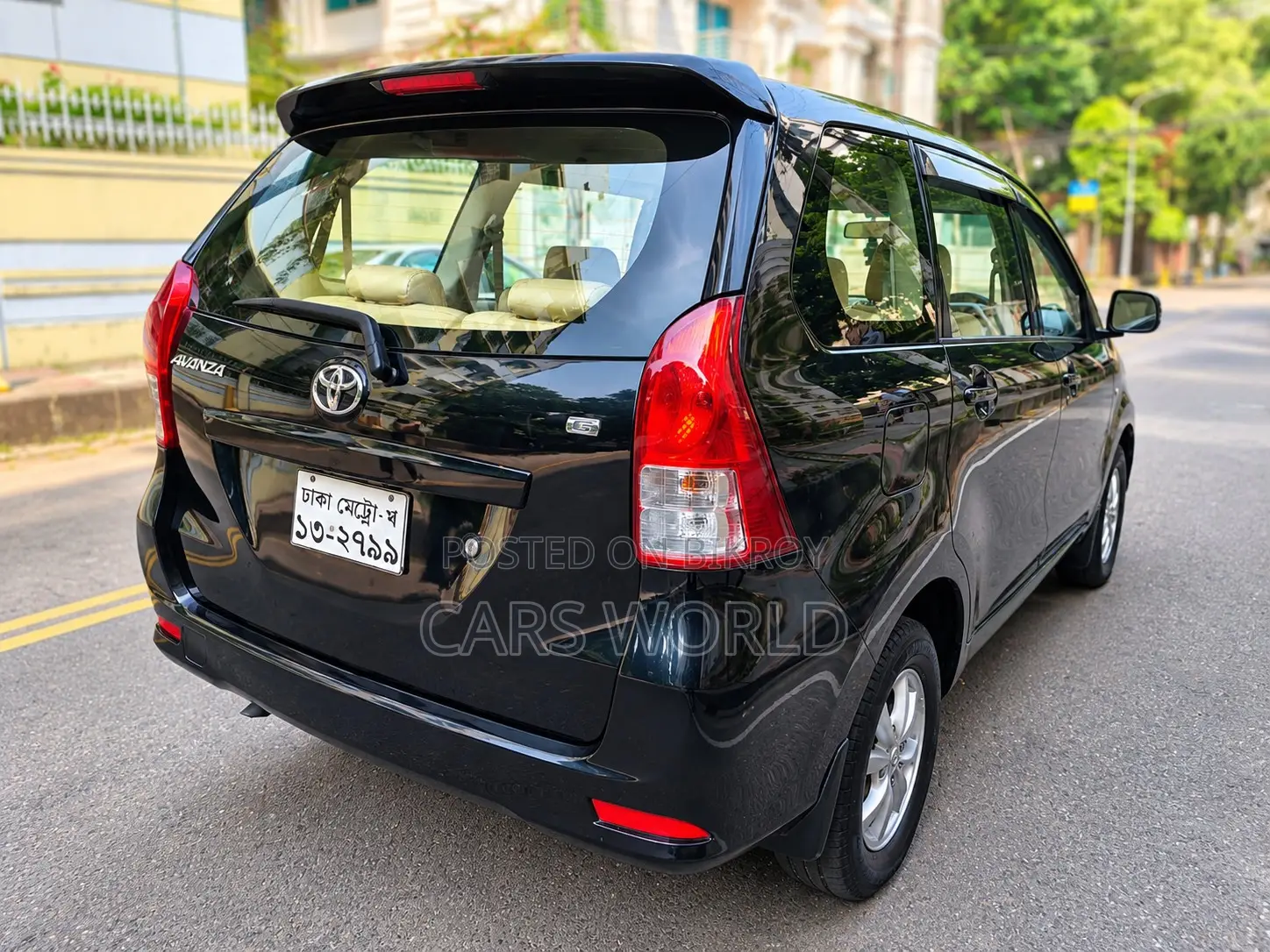 Toyota Avanza 2014 Black