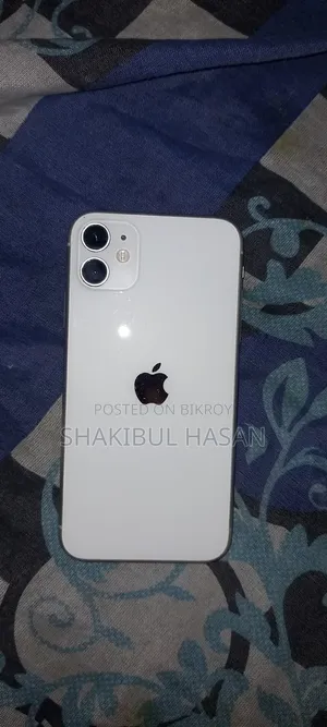 অ্যাপল আইফোন ১১ ৬৪ জিবি সাদা