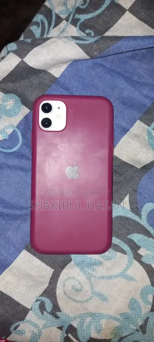 অ্যাপল আইফোন ১১ ৬৪ জিবি সাদা