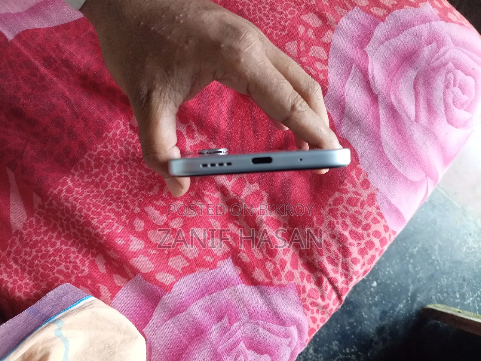 New Infinix Hot 70 128 GB White