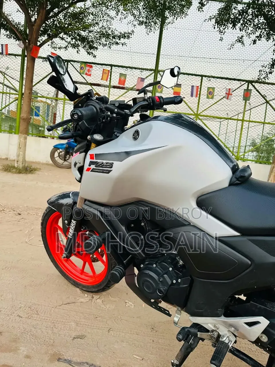 New Yamaha FZS V4 2025 White