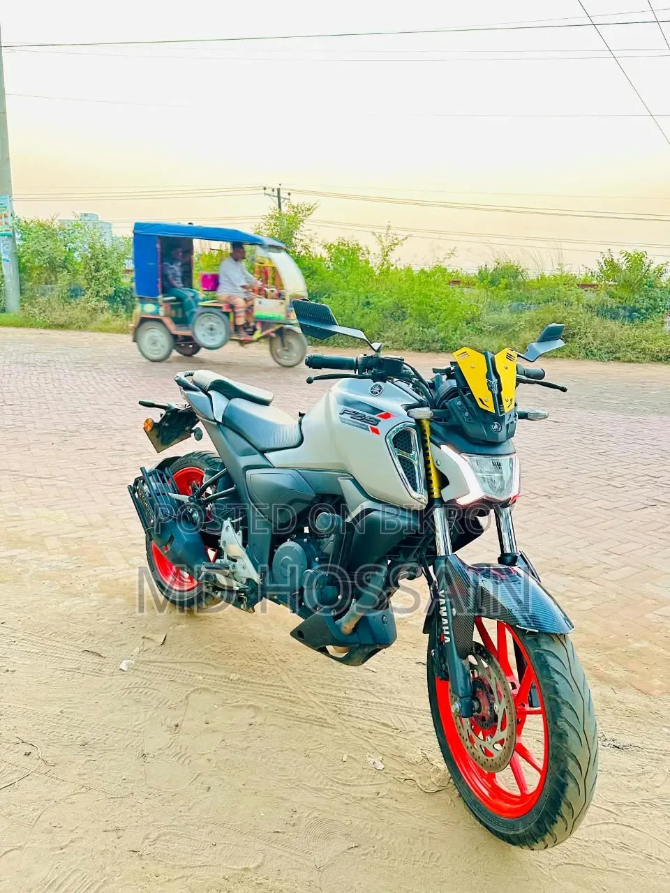 New Yamaha FZS V4 2025 White