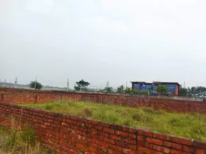 4+4 =8 Katha Land Sale in Bashundhara P Extension