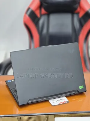 Laptop Asus F83SE 16GB Intel Core i7 SSD 512GB