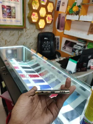 Oppo F19S 128 GB Gold